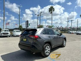 2022 Toyota Rav4 - Image 9