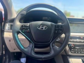 2015 HYUNDAI SONATA SEDAN 4-CYL, PZEV, 2.4 LITER LIMITED SEDAN 4D
