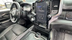 2019 RAM 1500 CREW CAB