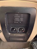 2003 Ford Expedition - Image 15