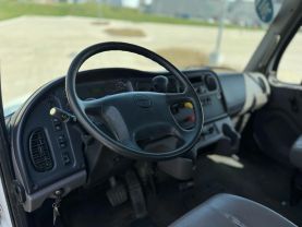 2019 FREIGHTLINER M2 106 CAB CHASSIS CUMMINS ISB 6.7L REGULAR CAB