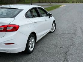2017 CHEVROLET CRUZE SEDAN 4-CYL, TURBO, 1.4 LITER LT SEDAN 4D