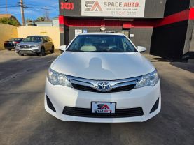 2012 TOYOTA CAMRY SEDAN 4-CYL, HYBRID, 2.5 LITER LE HYBRID SEDAN 4D