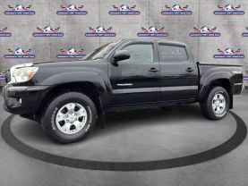 2012 TOYOTA TACOMA DOUBLE CAB PICKUP V6, 4.0 LITER PICKUP 4D 5 FT