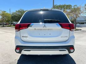 2019 MITSUBISHI OUTLANDER SUV 4-CYL, 2.4 LITER ES SPORT UTILITY 4D