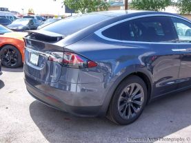 -2018 Tesla Model X - Image 7