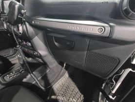 2017 Jeep Wrangler Unlimited - - Image 31