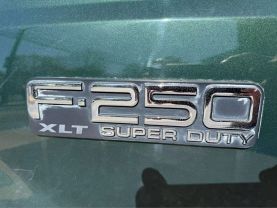 2001 FORD F250 SUPER DUTY SUPER CAB PICKUP V8, 5.4 LITER LONG BED