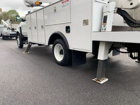 2020 INTERNATIONAL CV515 57FT NON CDL BUCKET TRUCK VERSALIFT VST-52-I BUCKET TRUCKS 6.6L V8 TURBO DIESEL CV515 REGULAR CAB - Eddies Auto Sales