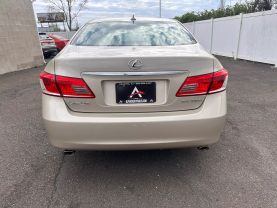 2010 LEXUS ES SEDAN V6, 3.5 LITER ES 350 SEDAN 4D