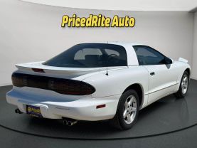 1995 PONTIAC FIREBIRD HATCHBACK V8, 5.7 LITER FORMULA HATCHBACK 2D