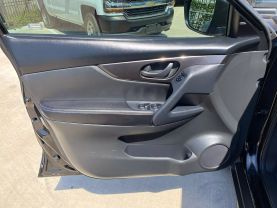 2019 NISSAN ROGUE SUV 4-CYL, 2.5 LITER S SPORT UTILITY 4D at Motors On Wheels - used car dealership in Houston, Texas.