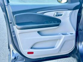 2017 HONDA RIDGELINE PICKUP V6, I-VTEC, 3.5 LITER RTS PICKUP 4D 5 FT