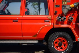 1991 TOYOTA LAND CRUISER TRUCK 3F FIRE TRUCK