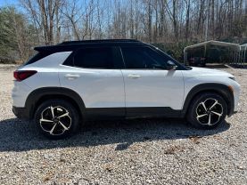 2021 CHEVROLET TRAILBLAZER SUV 3-CYL, ECOTEC, TURBO, 1.3 LITER RS SPORT UTILITY 4D at T&T Repairables - used car dealership in Spencer, Indiana.