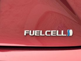 2018 TOYOTA MIRAI SEDAN 4D