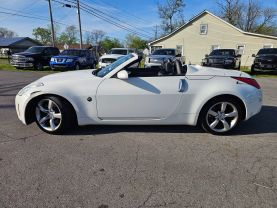 2009 NISSAN 350Z