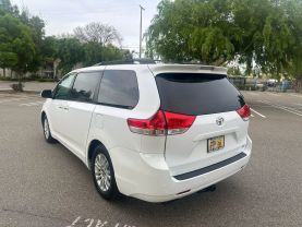 2013 TOYOTA SIENNA VAN V6, 3.5 LITER XLE MINIVAN 4D