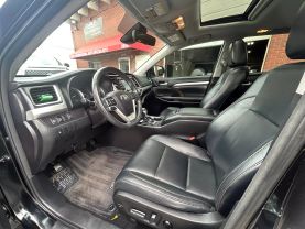 2017 TOYOTA HIGHLANDER SUV V6, 3.5 LITER XLE SPORT UTILITY 4D