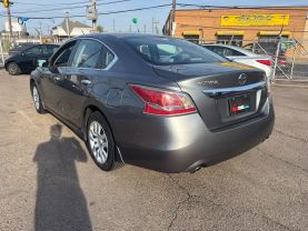 2015 Nissan Altima - Image 5