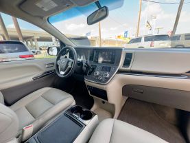 2017 TOYOTA SIENNA PASSENGER V6, 3.5 LITER XLE PREMIUM MINIVAN 4D