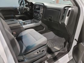 2018 Chevrolet Silverado 1500 Crew Cab - - Image 26
