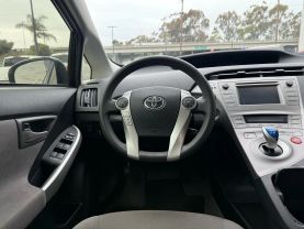 2015 TOYOTA PRIUS TWO HATCHBACK 4D