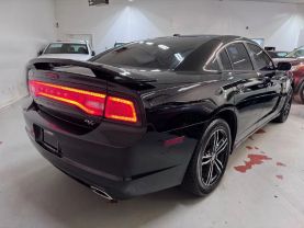 2014 DODGE CHARGER SEDAN V8, HEMI, 5.7 LITER R/T SEDAN 4D