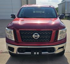 2019 NISSAN TITAN CREW CAB PICKUP V8, 5.6 LITER SV PICKUP 4D 5 1/2 FT