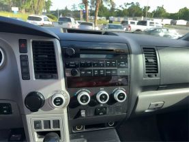 2008 TOYOTA SEQUOIA SUV V8, 5.7 LITER SR5 SPORT UTILITY 4D