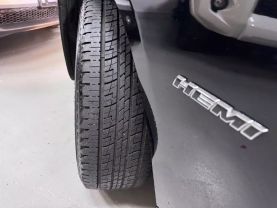 2014 DODGE CHARGER SEDAN V8, HEMI, 5.7 LITER R/T SEDAN 4D