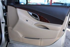 2013 Buick Lacrosse - Image 24