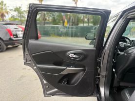 2020 JEEP CHEROKEE SUV 4-CYL, ZERO EVAP, 2.4 LITER LATITUDE PLUS SPORT UTILITY 4D