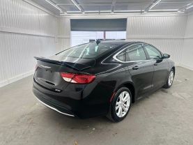 2016 CHRYSLER 200