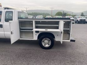 2009 FORD F250 SUPER DUTY SUPER CAB 8FT KNAPHEIDE SERVICE BED TRUCK SERVICE/UTILITY TRUCKS V8, 5.4 LITER XL 4D - Eddies Auto Sales