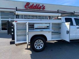 2015 CHEVROLET SILVERADO 3500 HD 8FT READING SERVICE BED TRUCK WITH 1,300 LBS LIFTGATE SERVICE/UTILITY TRUCKS V8, FLEX FUEL, 6.0 LITER WORK TRUCK PICKUP 4D 8 FT - Eddies Auto Sales