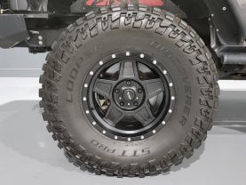 2017 Jeep Wrangler Unlimited - - Image 30