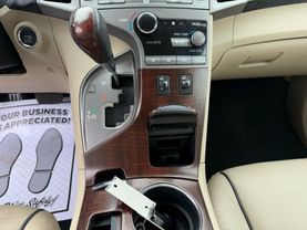 2012 TOYOTA VENZA WAGON V6, 3.5 LITER LE WAGON 4D