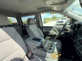 2018 Chevrolet Silverado 1500 Crew Cab - Image 15