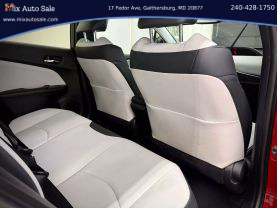 2017 TOYOTA PRIUS HATCHBACK 4-CYL, HYBRID, 1.8 LITER FOUR TOURING HATCHBACK 4D