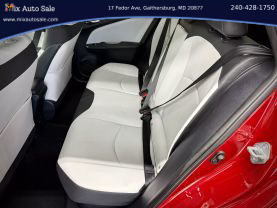 2017 TOYOTA PRIUS HATCHBACK 4-CYL, HYBRID, 1.8 LITER FOUR TOURING HATCHBACK 4D
