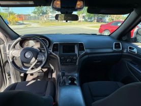 2018 JEEP GRAND CHEROKEE SUV V6, VVT, 3.6 LITER LAREDO E SPORT UTILITY 4D