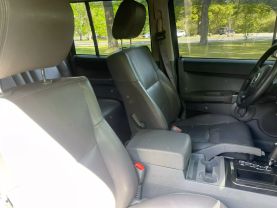 2007 JEEP COMMANDER SUV V8, FLEX FUEL, 4.7 LITER SPORT UTILITY 4D
