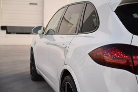 2012 PORSCHE CAYENNE SUV M4851 TURBO