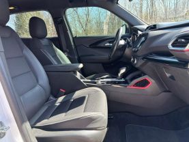 2021 CHEVROLET TRAILBLAZER SUV 3-CYL, ECOTEC, TURBO, 1.3 LITER RS SPORT UTILITY 4D at T&T Repairables - used car dealership in Spencer, Indiana.