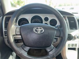 2008 TOYOTA SEQUOIA SUV V8, 5.7 LITER SR5 SPORT UTILITY 4D