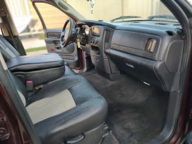 2005 DODGE RAM 1500 QUAD CAB PICKUP V8, HEMI, 5.7 LITER ST PICKUP 4D 8 FT