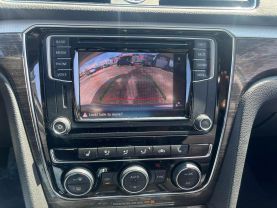 2016 Volkswagen Passat - Image 12