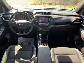 2021 CHEVROLET TRAILBLAZER SUV 3-CYL, ECOTEC, TURBO, 1.3 LITER RS SPORT UTILITY 4D at T&T Repairables - used car dealership in Spencer, Indiana.