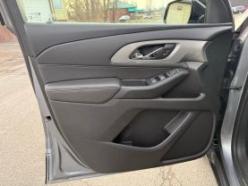 2020 CHEVROLET TRAVERSE SUV V6, 3.6 LITER LS SPORT UTILITY 4D